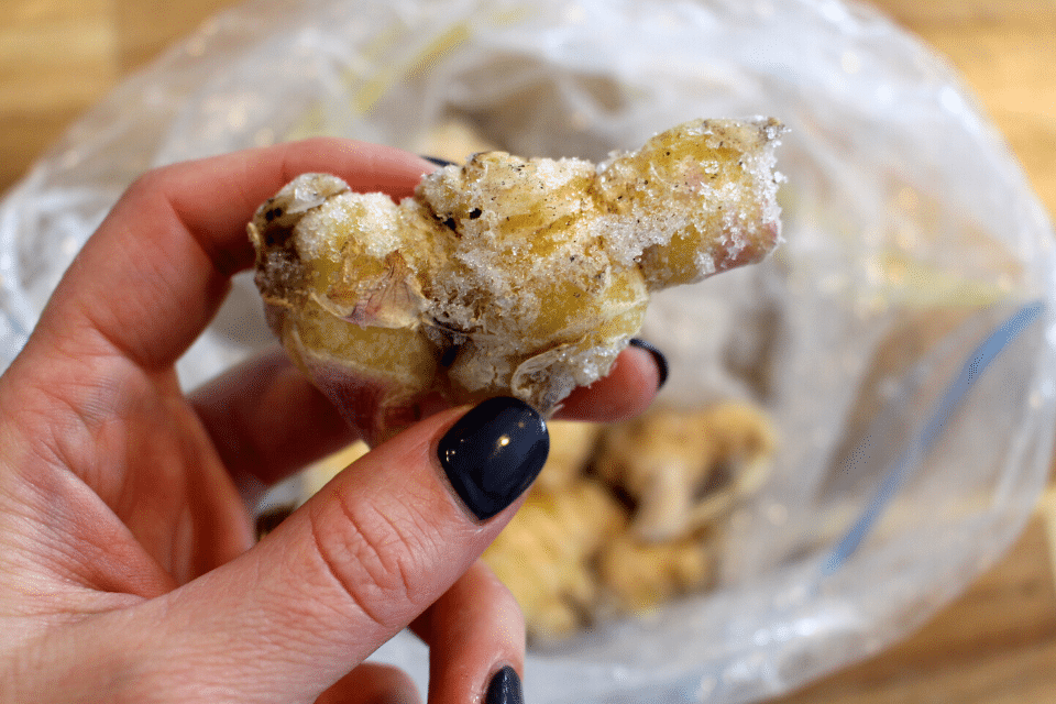 Storing ginger and turmeric